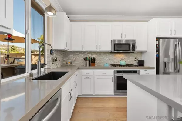 1456 Golden Sunset Dr., San Marcos, CA 92078