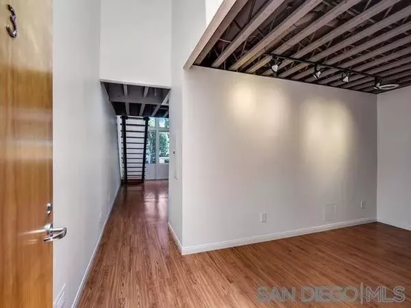 San Diego, CA 92116,4134 Adams Ave. ##3