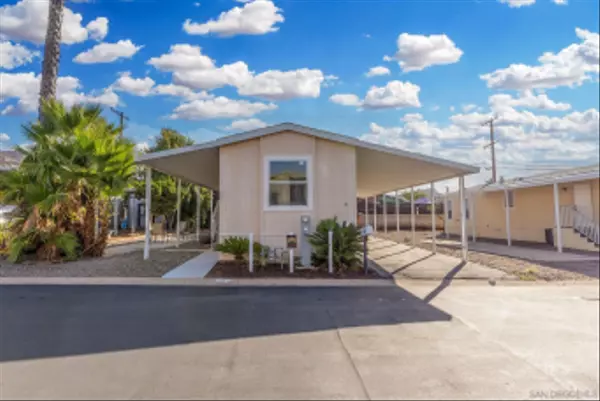 El Cajon, CA 92021,450 E Bradley Ave #18