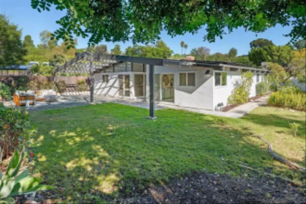 San Diego, CA 92120,5672 Dartford Way