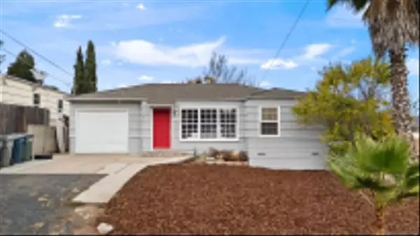 Escondido, CA 92025,934 W 4th Ave