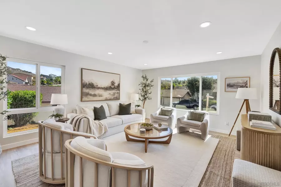 11384 Almazon St, San Diego, CA 92129