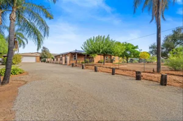 1550 Keyes Road, Ramona, CA 92065