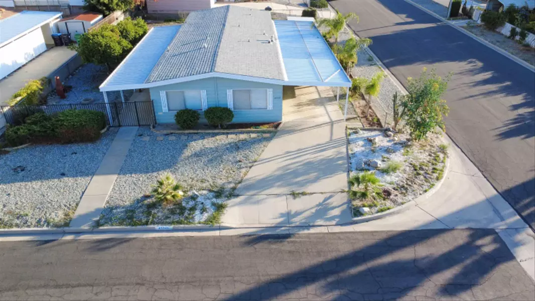 43745 Rassle Dr, Hemet, CA 92544