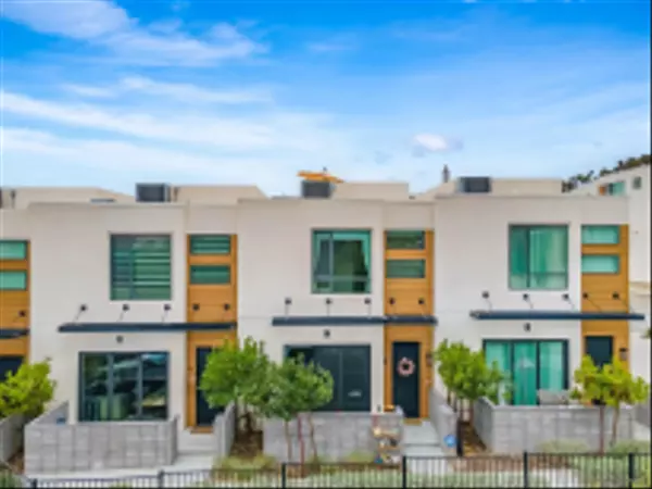 San Diego, CA 92102,1055 32nd St #8