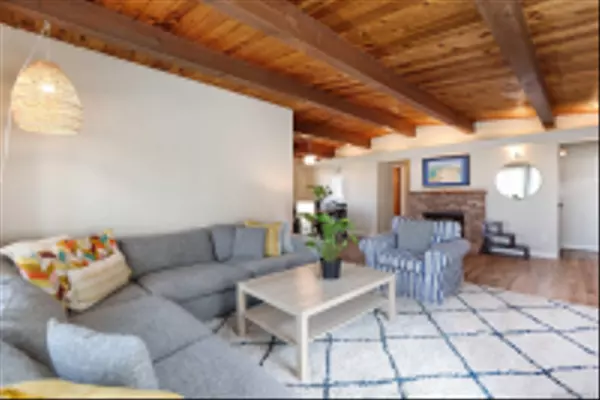 La Jolla, CA 92037,8495 La Jolla Shores Dr.