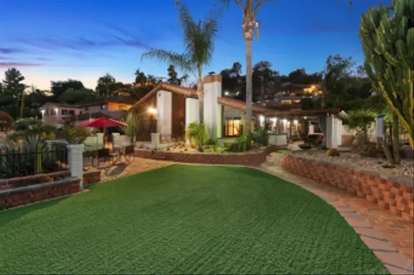 El Cajon, CA 92019,1144 Bellvine Trail