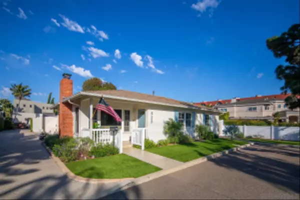 Coronado, CA 92118,909 1st St