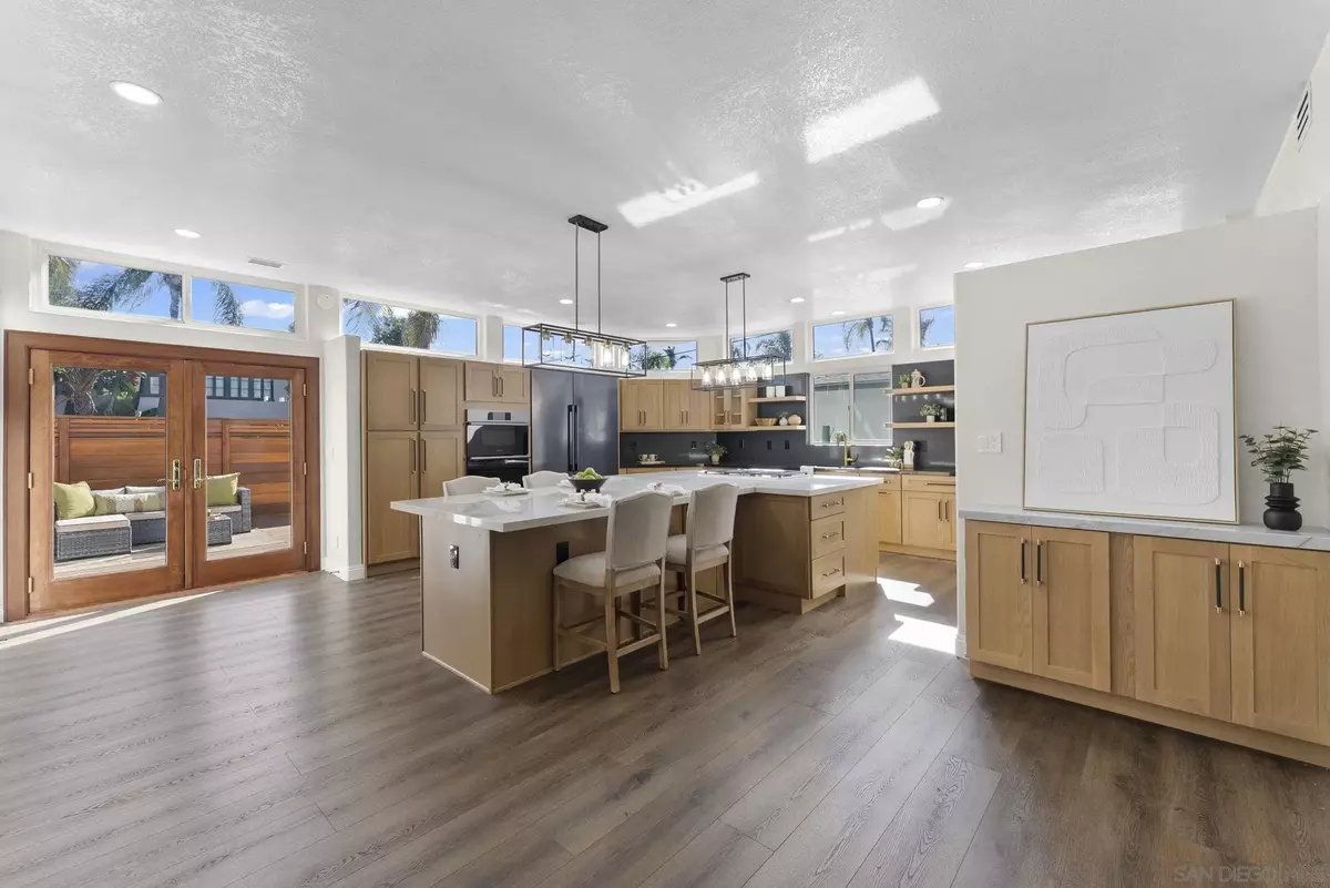 San Diego, CA 92116,5150 Bristol Road