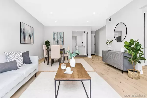 North Hollywood, CA 91605,8066 Teesdale Ave