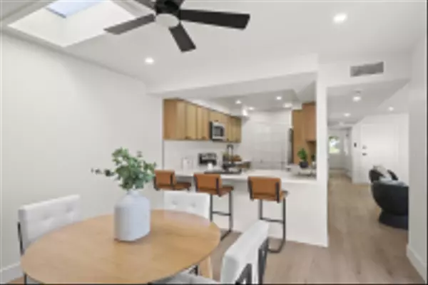 5377 Balboa Ave, San Diego, CA 92117