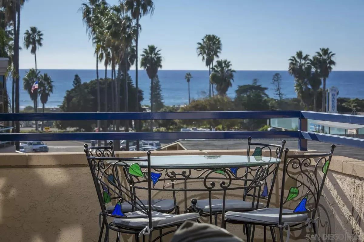 Cardiff By The Sea, CA 92007,2154 Manchester Ave