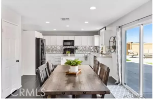 Menifee, CA 92585,28454 saddlecrest
