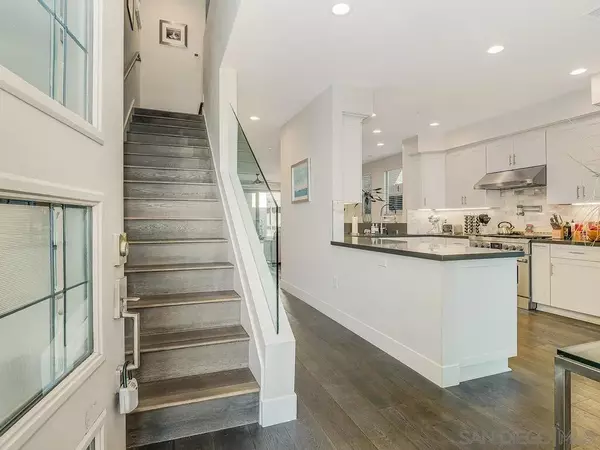 San Diego, CA 92109,938 Opal St