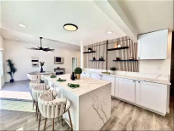 San Diego, CA 92119,8815 Jackie Dr