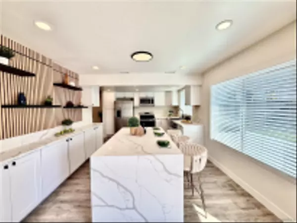 San Diego, CA 92119,8815 Jackie Dr