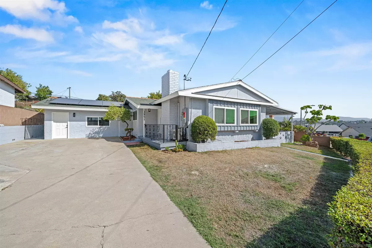 San Diego, CA 92139,2951 MANOS DRIVE