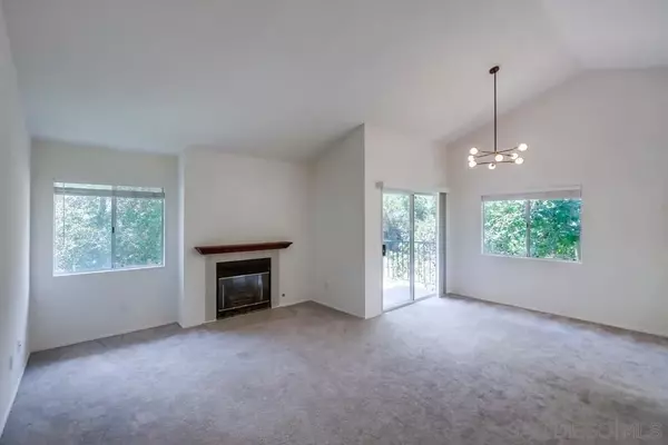 11215 Avenida de los lobos #D, San Diego, CA 92127