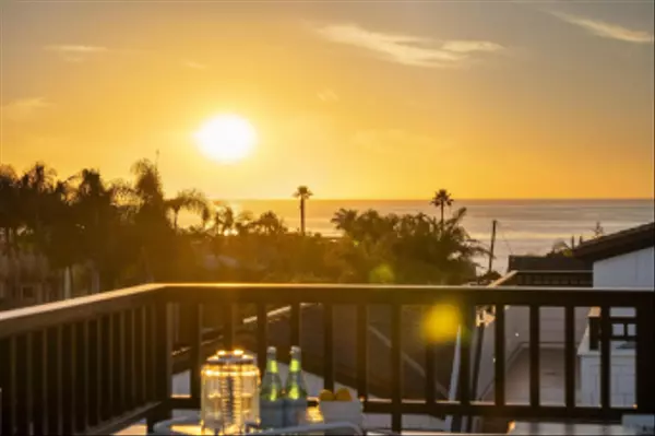 La Jolla, CA 92037,466 Westbourne St