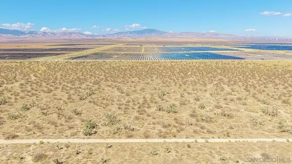 Rosamond, CA 93560,0 W AVE A #22