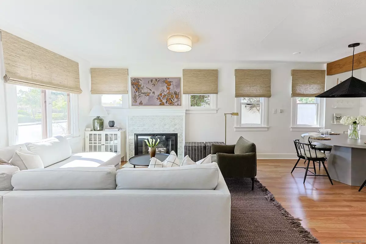 San Diego, CA 92104,3352 Redwood St.