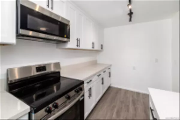 San Diego, CA 92115,6738 University Avenue