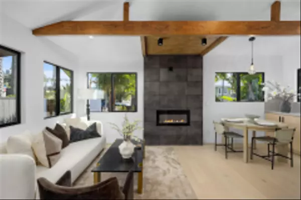 La Jolla, CA 92037,434 - 436 Bonair St