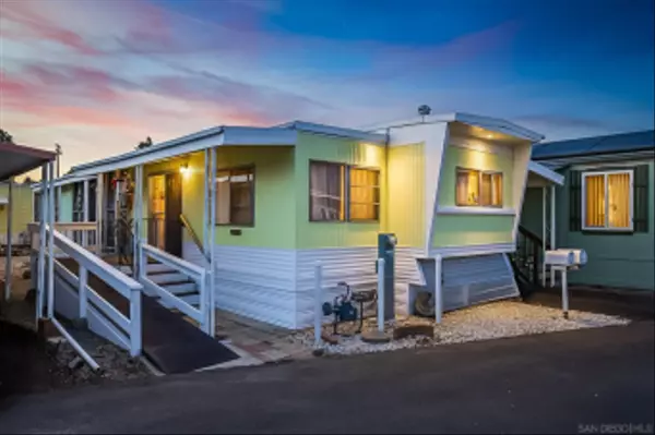 El Cajon, CA 92019,410 S 1st St #Spc 145