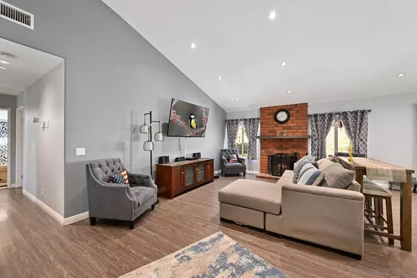 Lakeside, CA 92040,13872 Jack Oak Ln