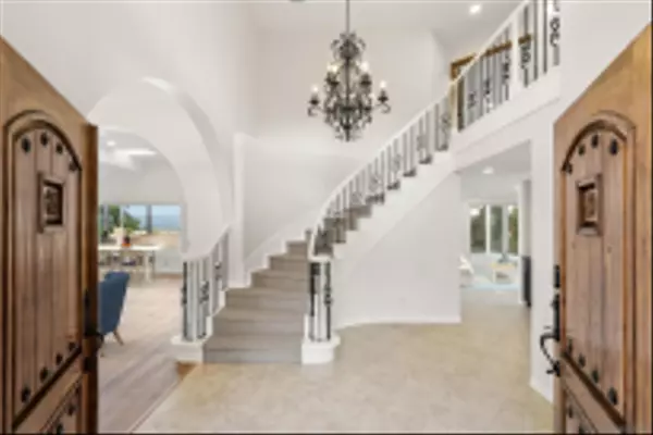 San Diego, CA 92130,13404 Kibbings Road