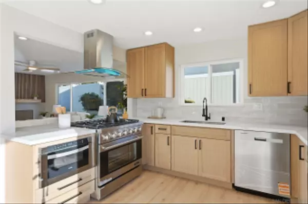 Santee, CA 92071,8443 Amino Dr