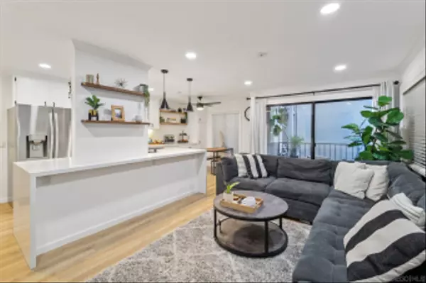 San Diego, CA 92109,1235 Parker Pl #2B