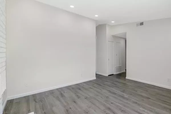 San Diego, CA 92114,6296 Varney Dr