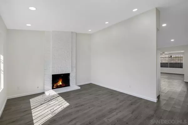 6296 Varney Dr, San Diego, CA 92114