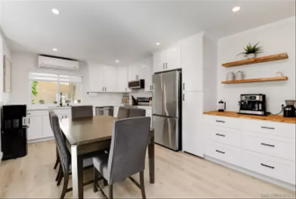 San Diego, CA 92108,10744 Caminito Bravura