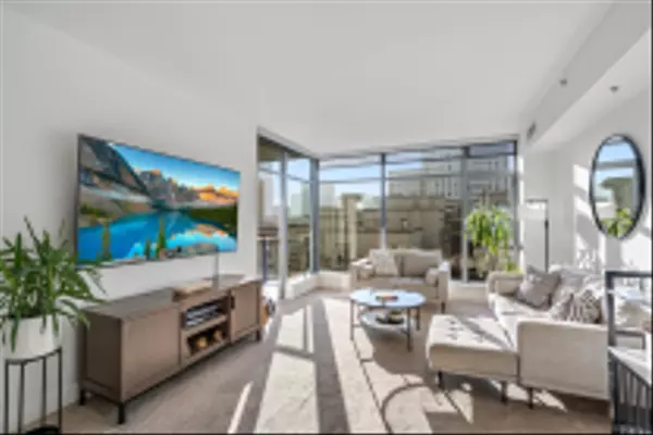 San Diego, CA 92101,1441 9th Ave #610