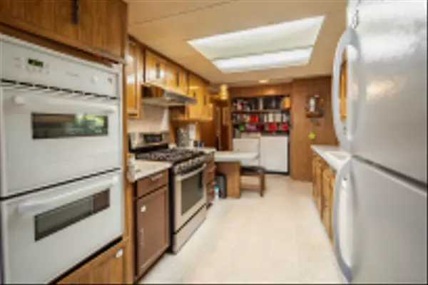 Fallbrook, CA 92028,3909 Reche Rd #SPC 116