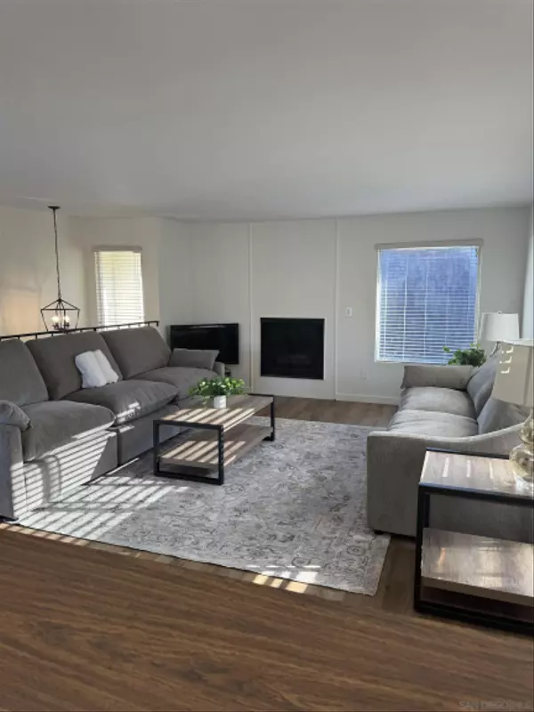 San Diego, CA 92109,4051 Fanuel #2