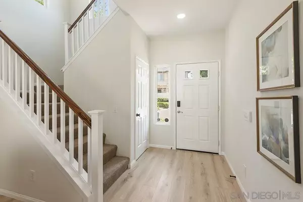 San Diego, CA 92123,2861 W Canyon Ave