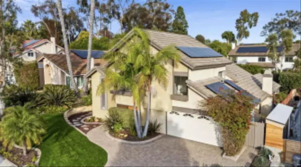 Encinitas, CA 92024,451 Jolina Way