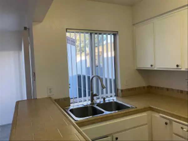 San Diego, CA 92108,1361 Caminito Gabaldon #D