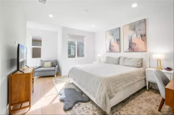 Spring Valley, CA 91977,2612 Babaco