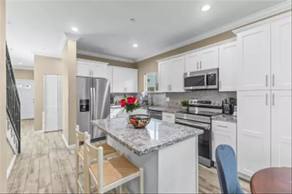 Spring Valley, CA 91977,903-5 Concepcion Ave