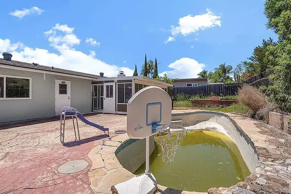 Chula Vista, CA 91911,475 Rivera Ct