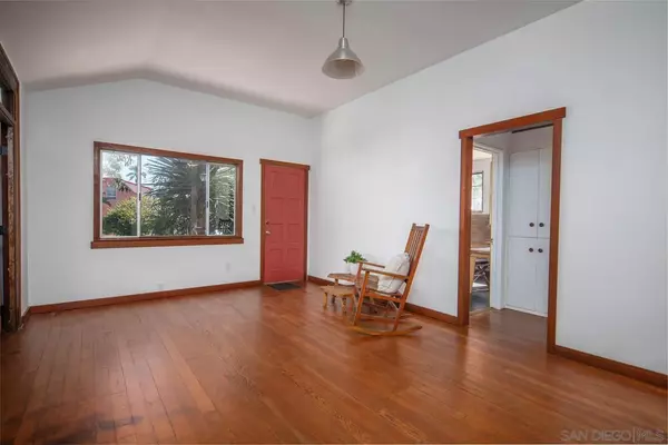 National City, CA 91950,432 E 5th St