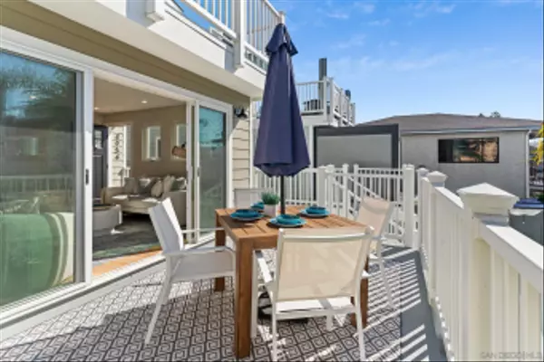 San Diego, CA 92107,4954 Saratoga Ave