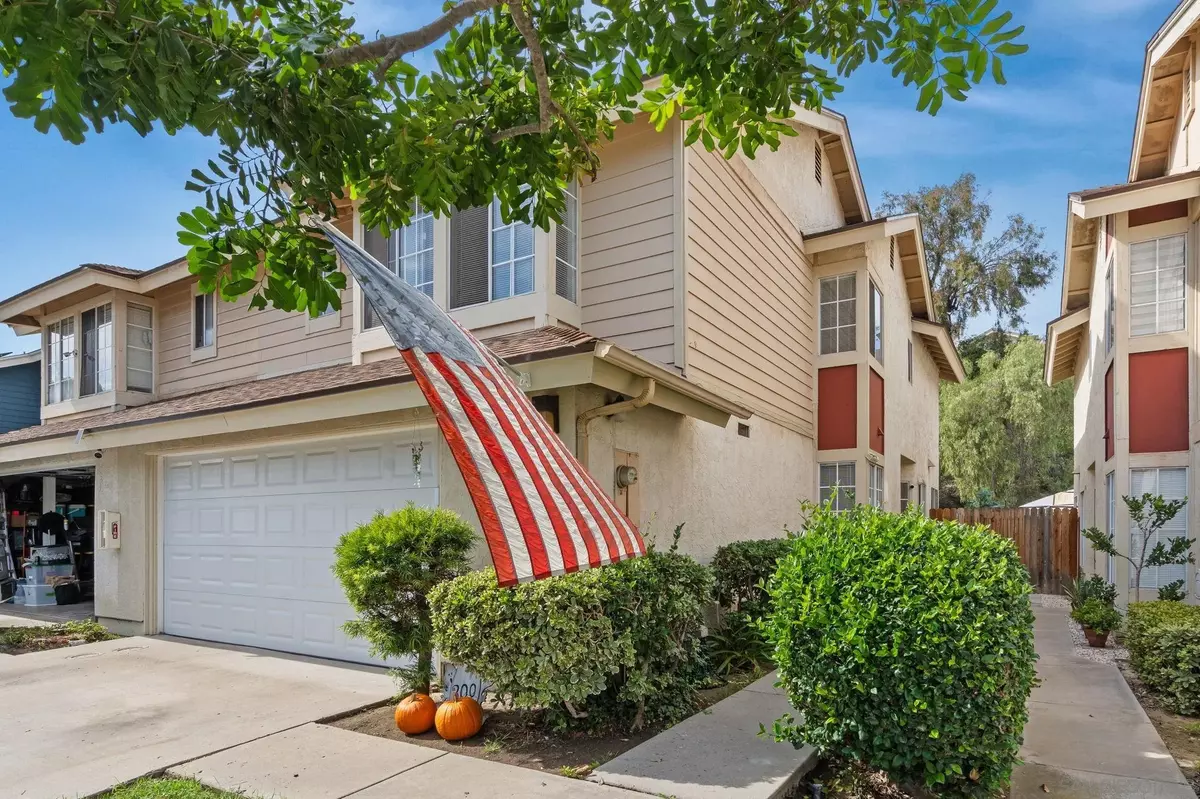 San Diego, CA 92139,1223 Manzana Way