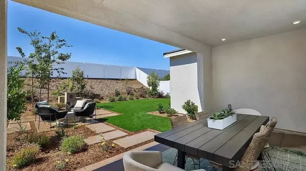 Oceanside, CA 92057,5522 Dora Way