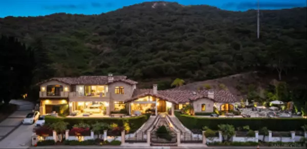 7853 Via Capri, La Jolla, CA 92037