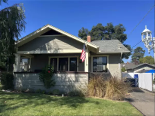 Escondido, CA 92025,242 E 9th Ave